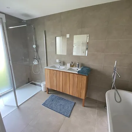 Bed and breakfast Sangatte-calais - Terrasse Vue - 2 Min A Pied De La 3*